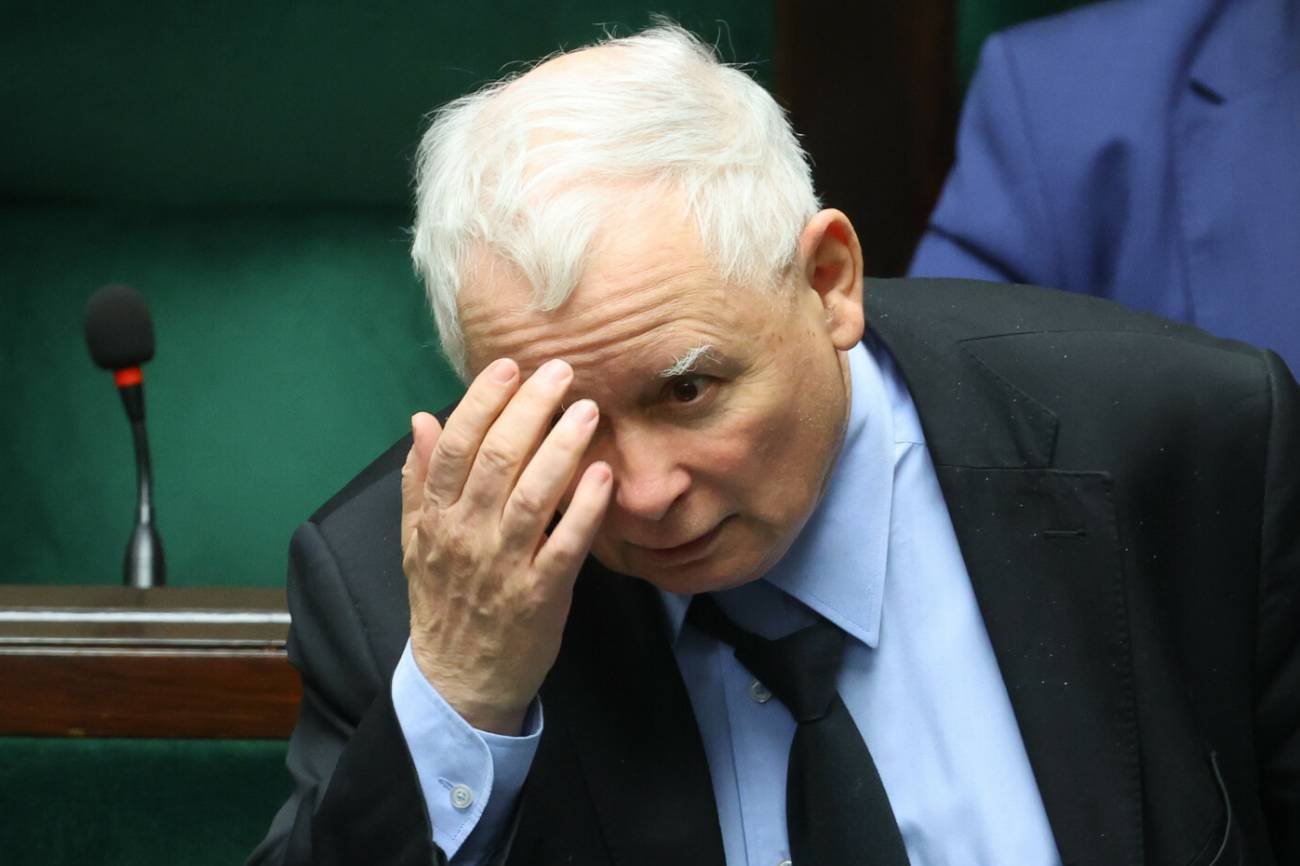 Mężczyzna palił meblami. Tłumaczył, że Kaczyński mu pozwolił