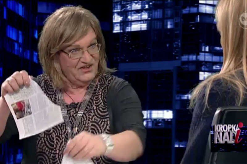 Anna Grodzka w programie Moniki Olejnik podarła tygodnik "wSieci".