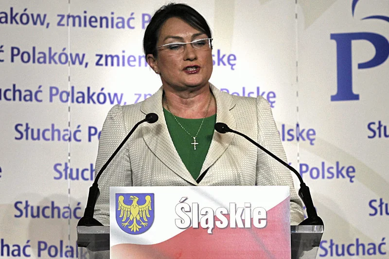 Senator Izabela Kloc ma być winna fotografowi ok. 5 tys. złotych.