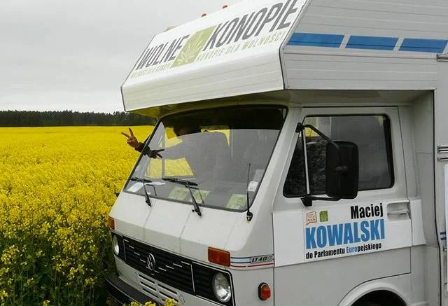 Gandziobus krąży po Polsce. Czy wyborcy to kupią?