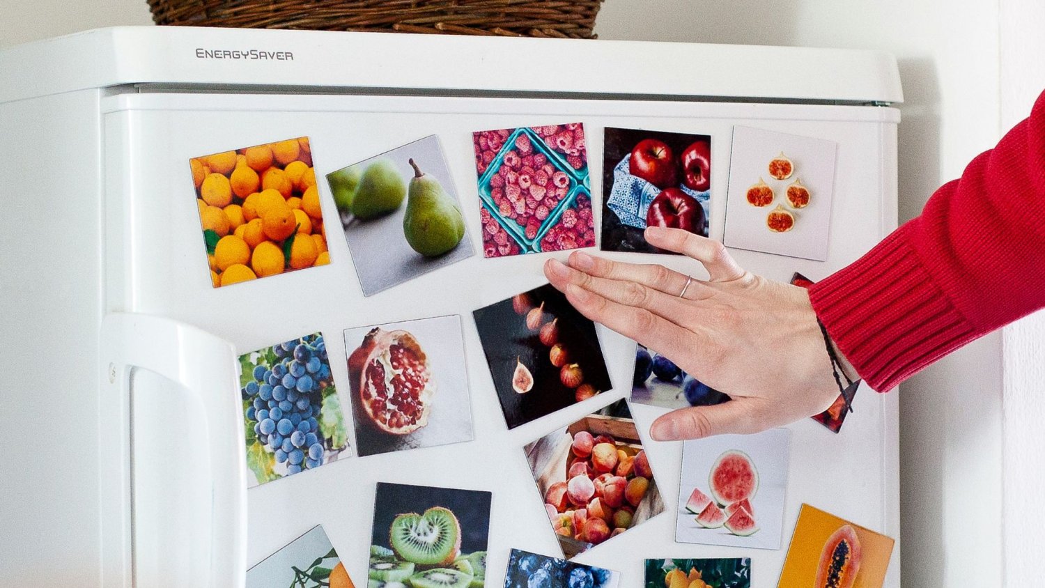 Magnesy na lodówkę niby jej nie szkodzą. Ale jest coś, o czym lepiej wiedzieć