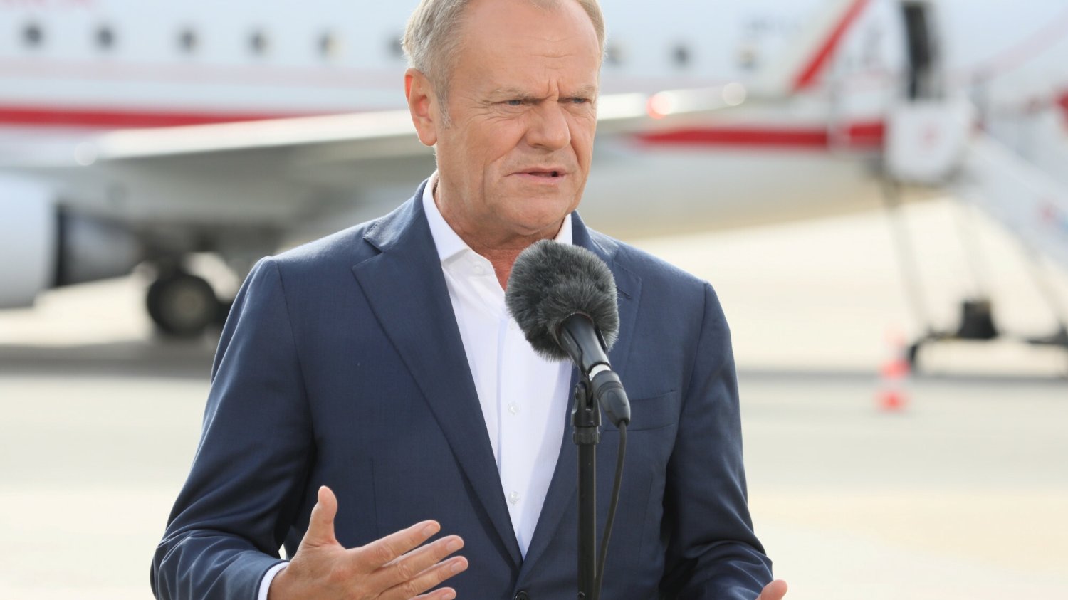 Tusk o ustaleniach MON ws. Macierewicza. "Architekt smoleńskiego piekła".
