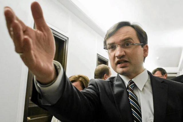 Internauta wyśmiał argumenty Zbigniewa Ziobry, że wymiarem sprawiedliwości rządzi specjalna kasta sędziów i prokuratorów