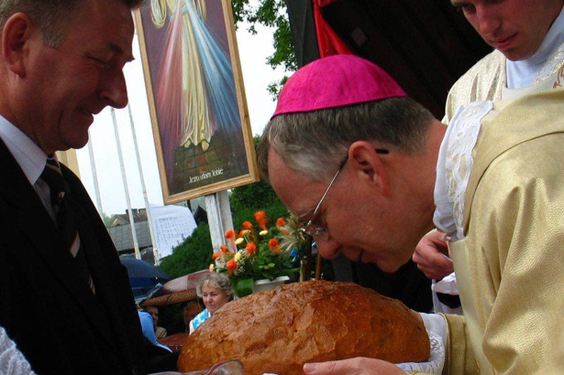 W gminie Raczki jutro diecezjalne dożynki i lokalne władze zdecydowały się zamknąć szkoły