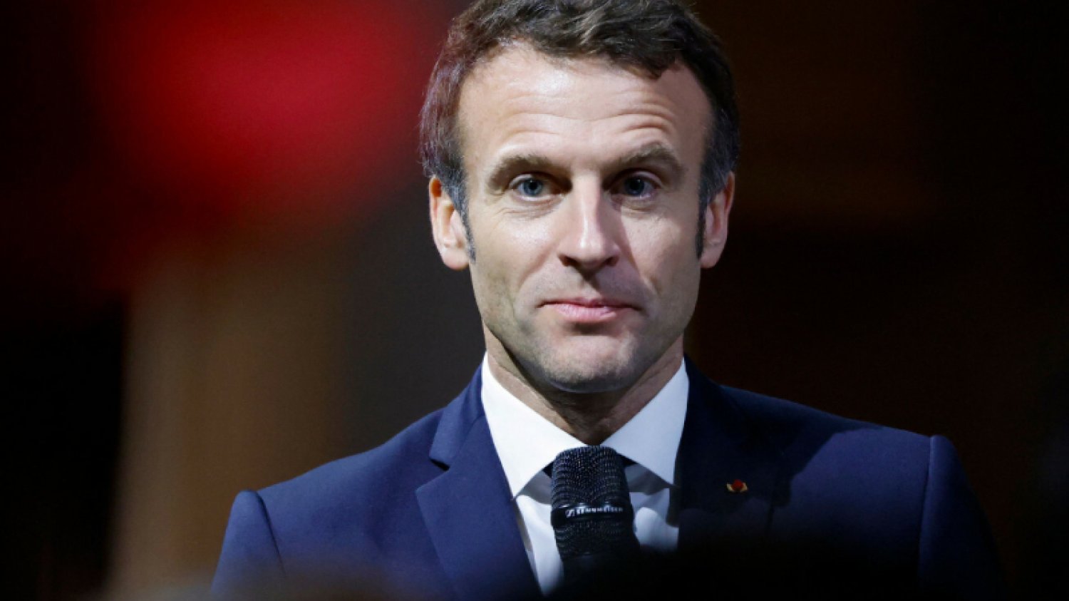 Stosunki rosyjsko-francuskie. Macron znów blisko Putina