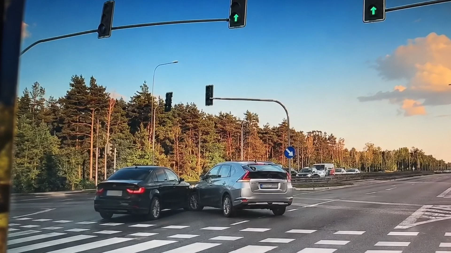 Wypadek, droga, auta, zderzenie
