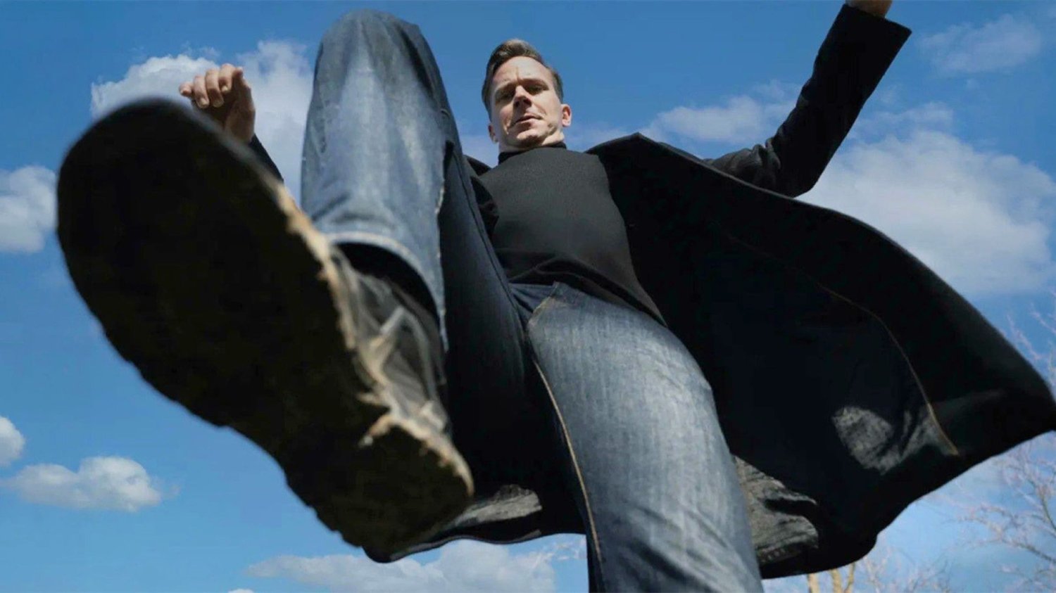 Citizen Vigilate: kontrowersje Armie Hammer w Citizen Vigilante