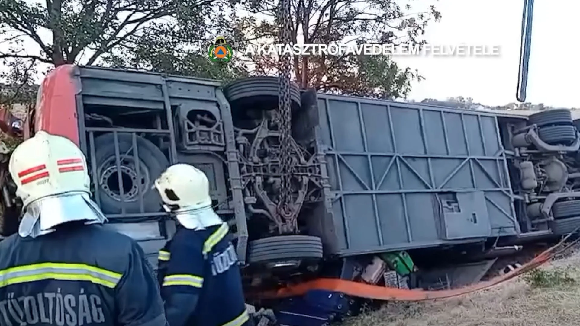 autobus, wypadek, Węgry, kierowca