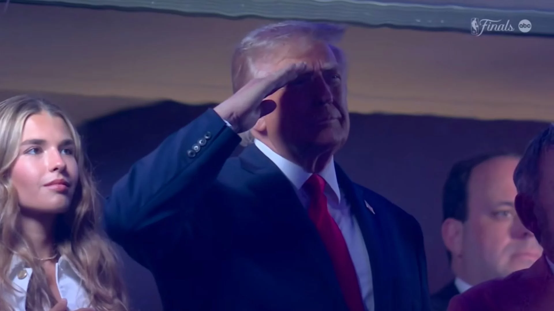 Trump wygwizdany na finale NBA. Kamery pokazały jego twarz i się zaczęło
