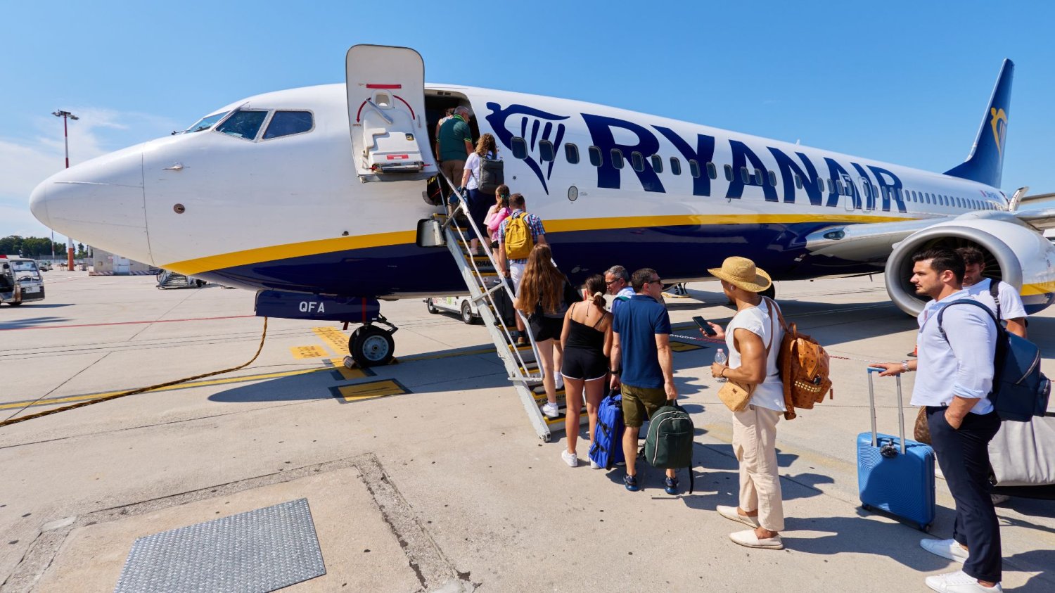 Ryanair miał overbooking. Pasażer wściekł się, kiedy jego żona nie weszła na pokład Awantura przez overbooking w Ryanairze