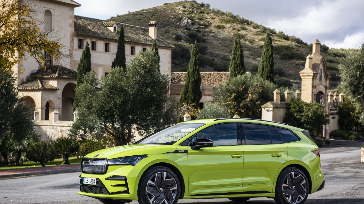 Enyaq iV RS to najmocniejsza seryjna Skoda w historii. W Hiszpanii sprawdziliśmy, co naprawdę potrafi.