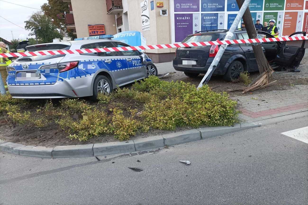 Policja zatrzymała kierowcę, który uciekł po zderzeniu z radiowozem policyjnym w Jabłonowie Pomorskim.