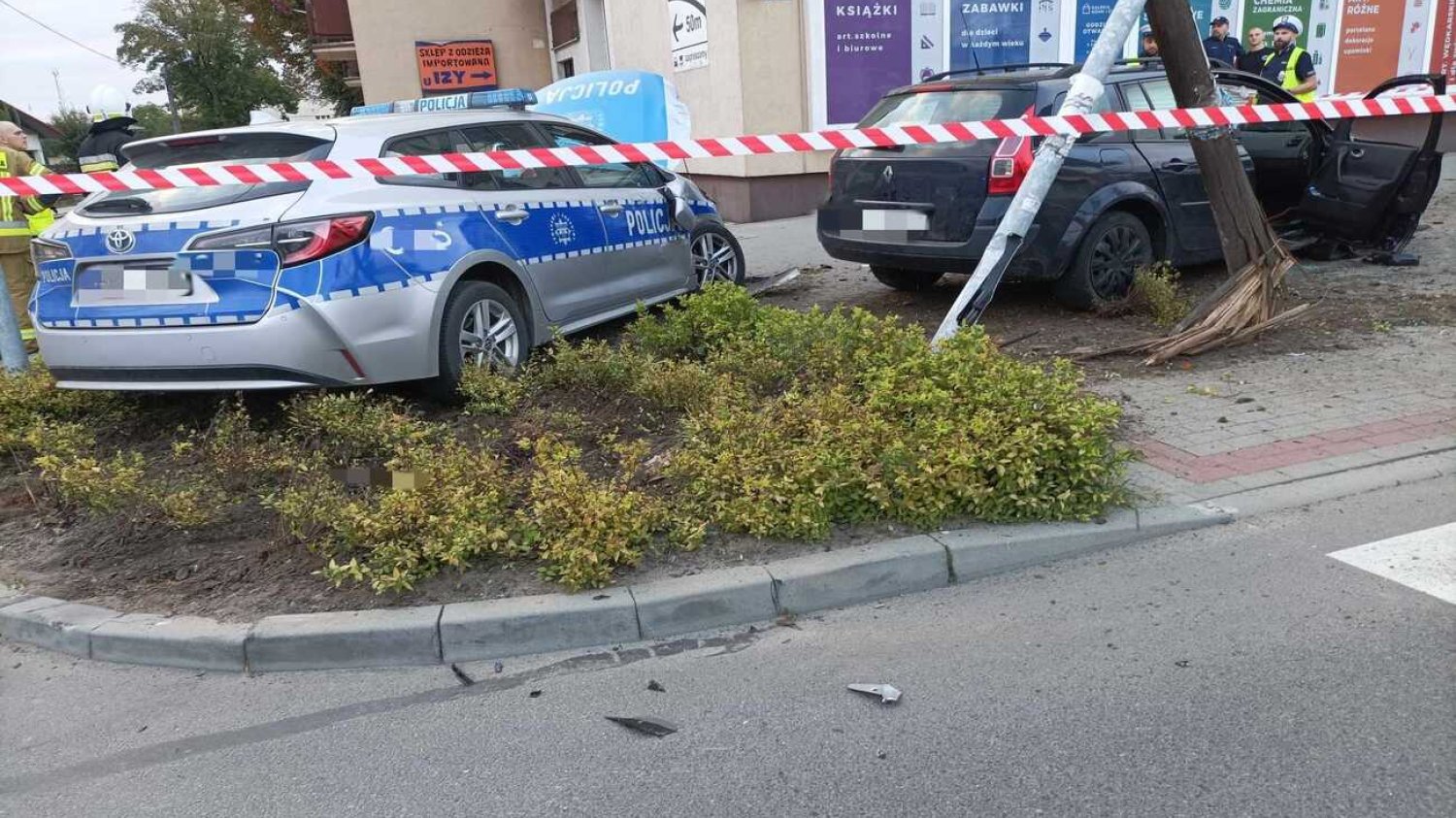 Policja zatrzymała kierowcę, który uciekł po zderzeniu z radiowozem policyjnym w Jabłonowie Pomorskim.