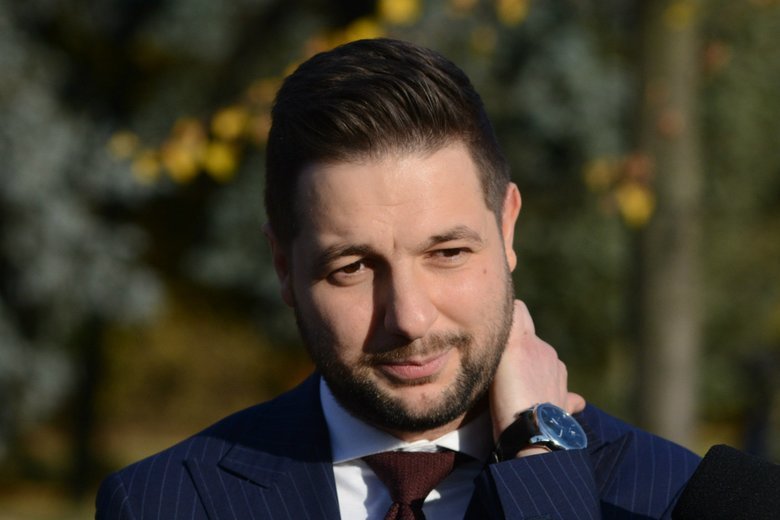 Patryk Jaki przegrał, więc co chwila znajduje się ktoś, kto zaczyna wytykać błędy popełnione podczas kampanii wyborczej.