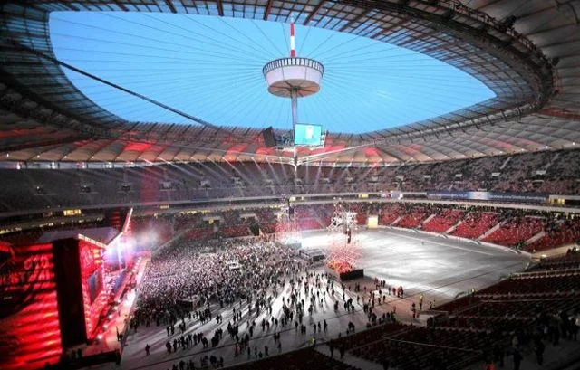 Tłumy na otwarciu Stadionu Narodowego