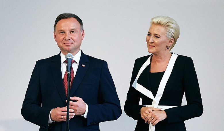 Okazuje się, że żona prezydenta Andrzeja Dudy znowu uczy niemieckiego.