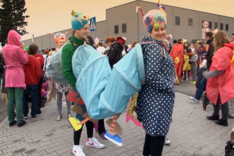 Janusz Korwin-Mikke będzie walczył o wyborców na Międzygalaktycznym Zlocie Superbohaterów.