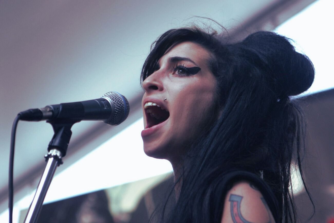 Amy Winehouse dziś skończyłaby 40 lat. Oto jej najlepsze piosenki.