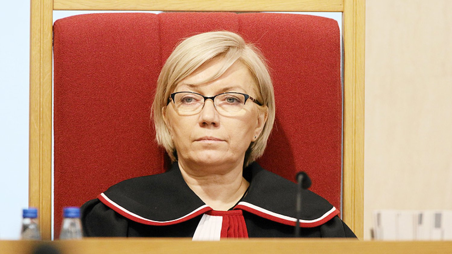 Trybunał Konstytucyjny Julii Przyłębskiej orzekł w sprawie wątpliwości konstytucyjnych, które minister sprawiedliwości i prokurator generalny Zbigniew Ziobro zgłosił wobec ustawy o Krajowej Radzie Sądownictwa.