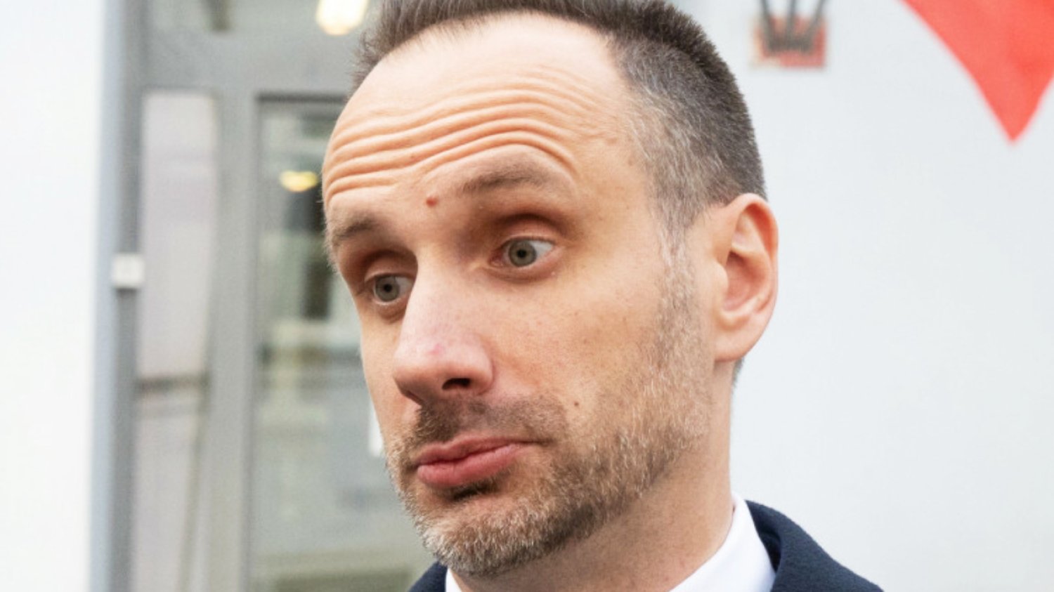 Kabaret Neo-Nówka wyśmiewa Janusza Kowalskiego. Proponują współpracę