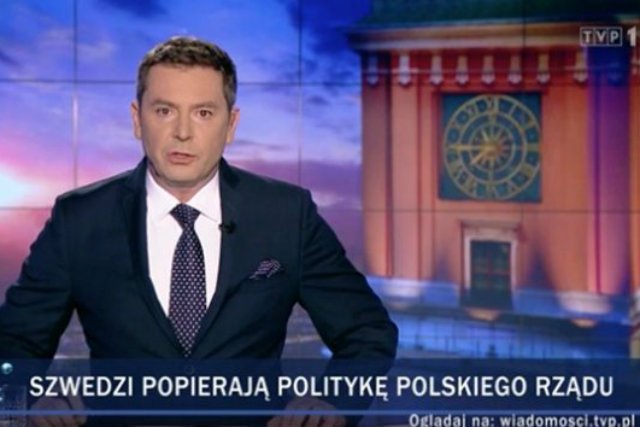 Na skandaliczny materiał Wiadomości TVP dotyczący uchodźców zwrócił uwagę m.in. dziennikarz Gazety Wyborczej Wojciech Karpieszuk.