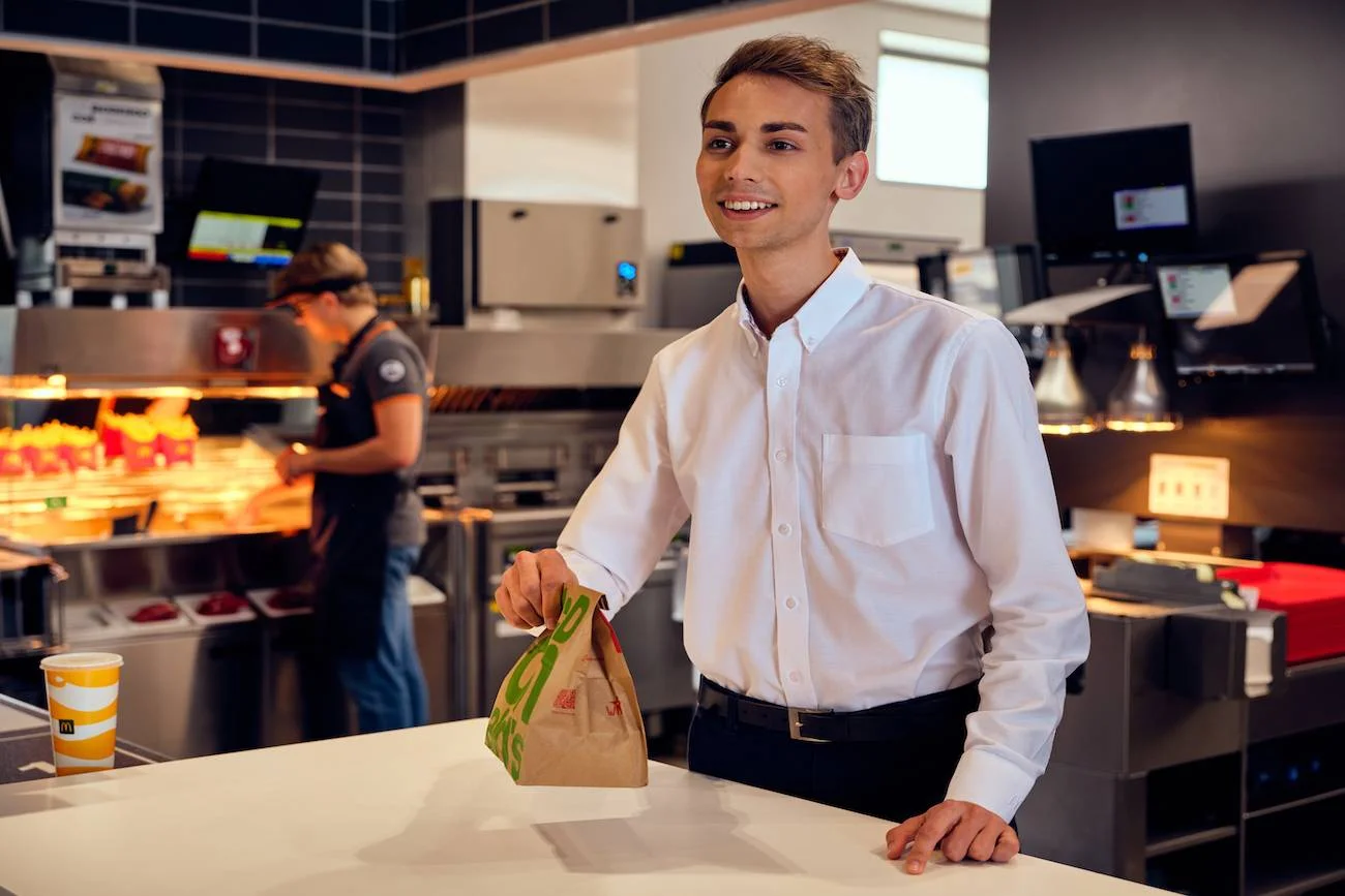 Kamil Kiec, kierownik restauracji McDonald’s