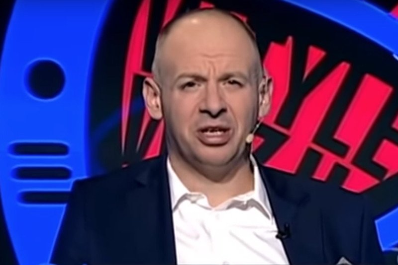 Odchodzący dyrektor radiowej Trójki Wiktor Świetlik zapowiada pozwanie "Gazety Wyborczej".