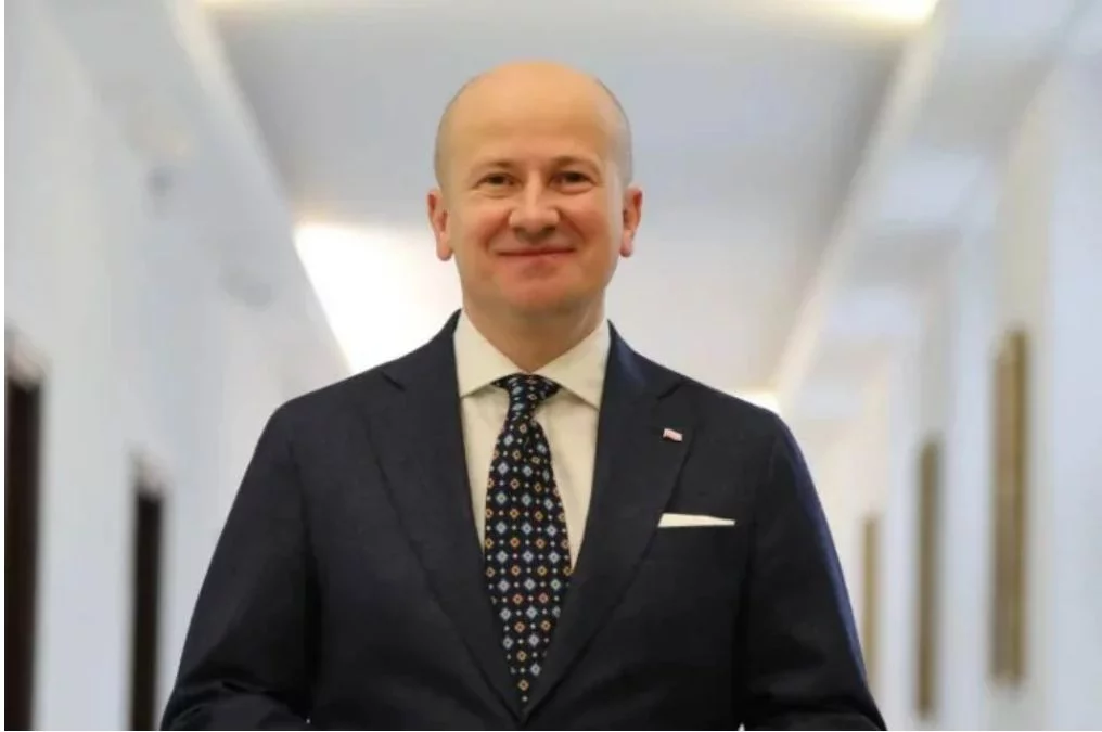Bartłomiej Wróblewski przyznał po spotkaniu ze senatorami Koalicji Obywatelskiej, że chciałby, "aby RPO nie był ani po stronie rządu, ani po stronie opozycji".
