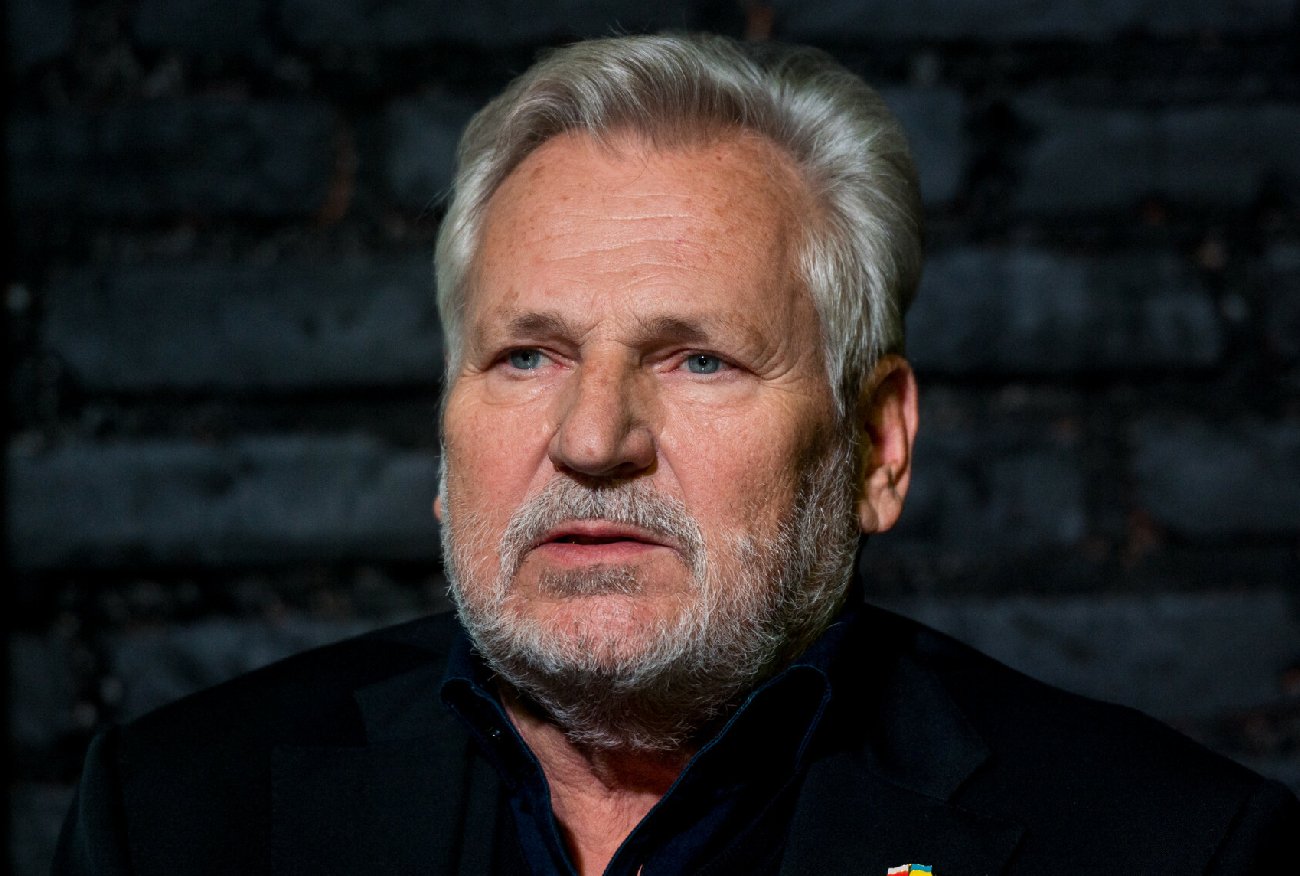 Kwaśniewski mówi, co po wyborach. "PiS będzie musiał przekazać władzę.