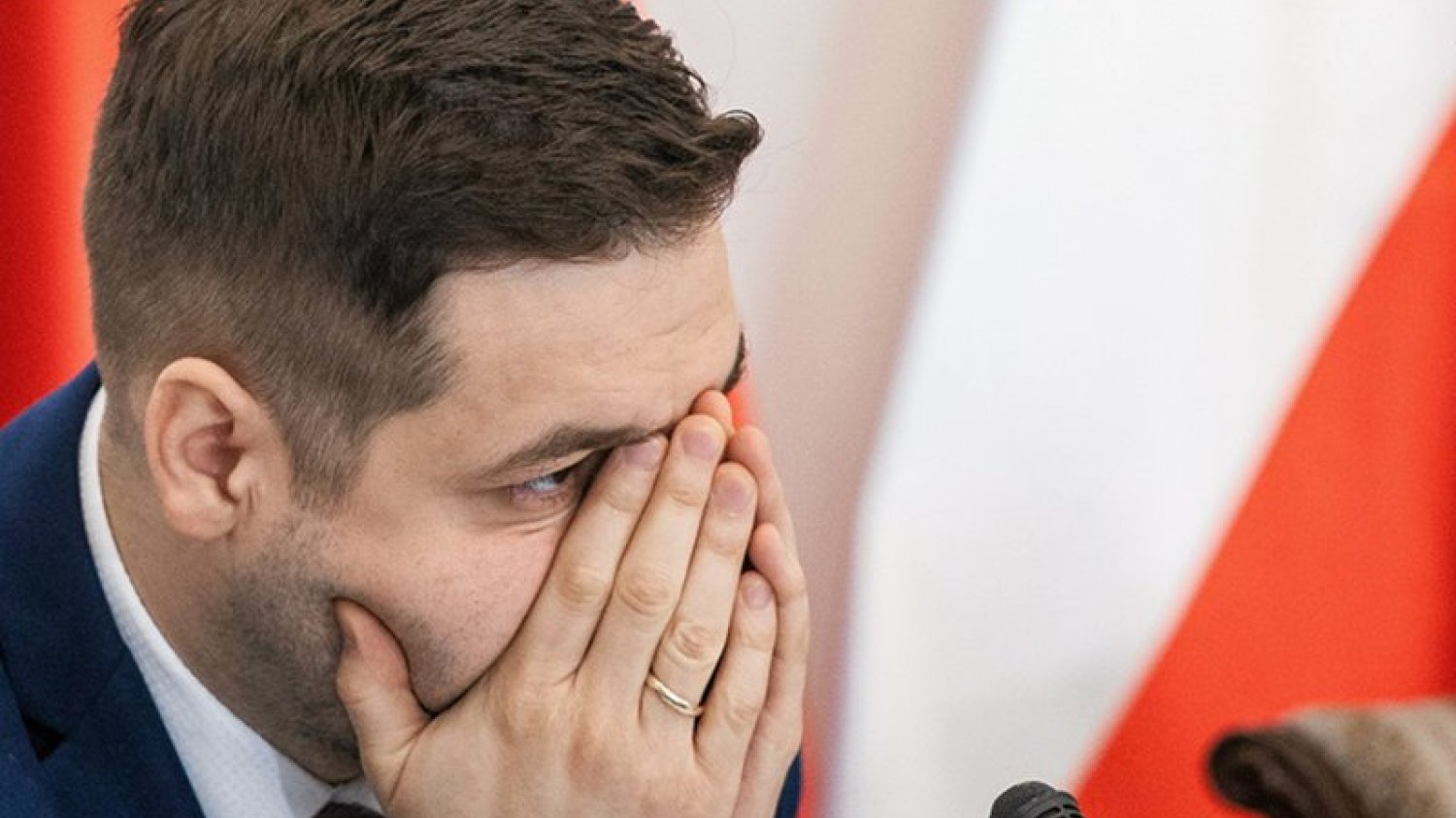 Patryk Jaki nie odpuszcza. Wiceminister wie co zrobiłby z prezydenckim vetem.