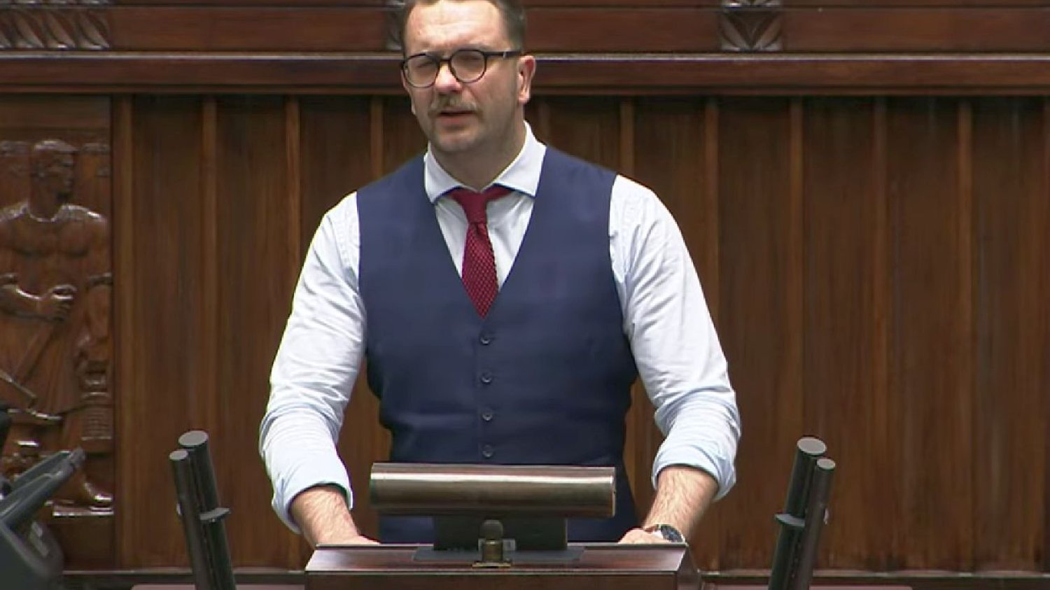 Łukasz Mejza po raz pierwszy w tej kadencji pojawił się na sejmowej mówicy