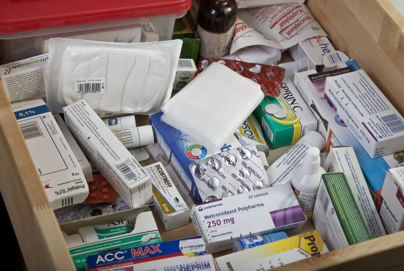 Jak często robisz przegląd w domowej apteczce? To ważne, aby pozbyć się tych leków, które już są po terminie przydatności.