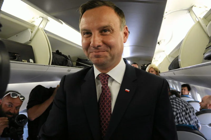 Andrzej Duda chętnie latał ze statusem HEAD nad Bałtyk.