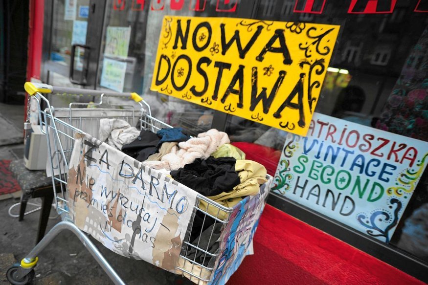 Ubrania z drugiej ręki, czyli coś, co święci dziś triumfy