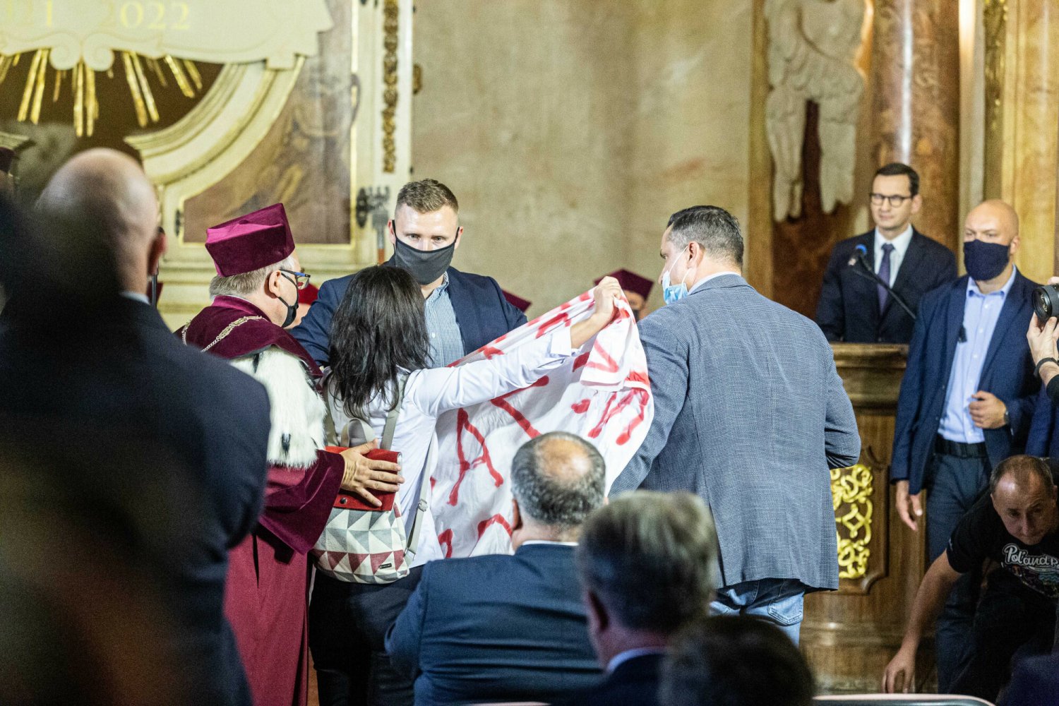 We Wrocławiu zakłócono wystąpienie premiera Mateusza Morawieckiego.