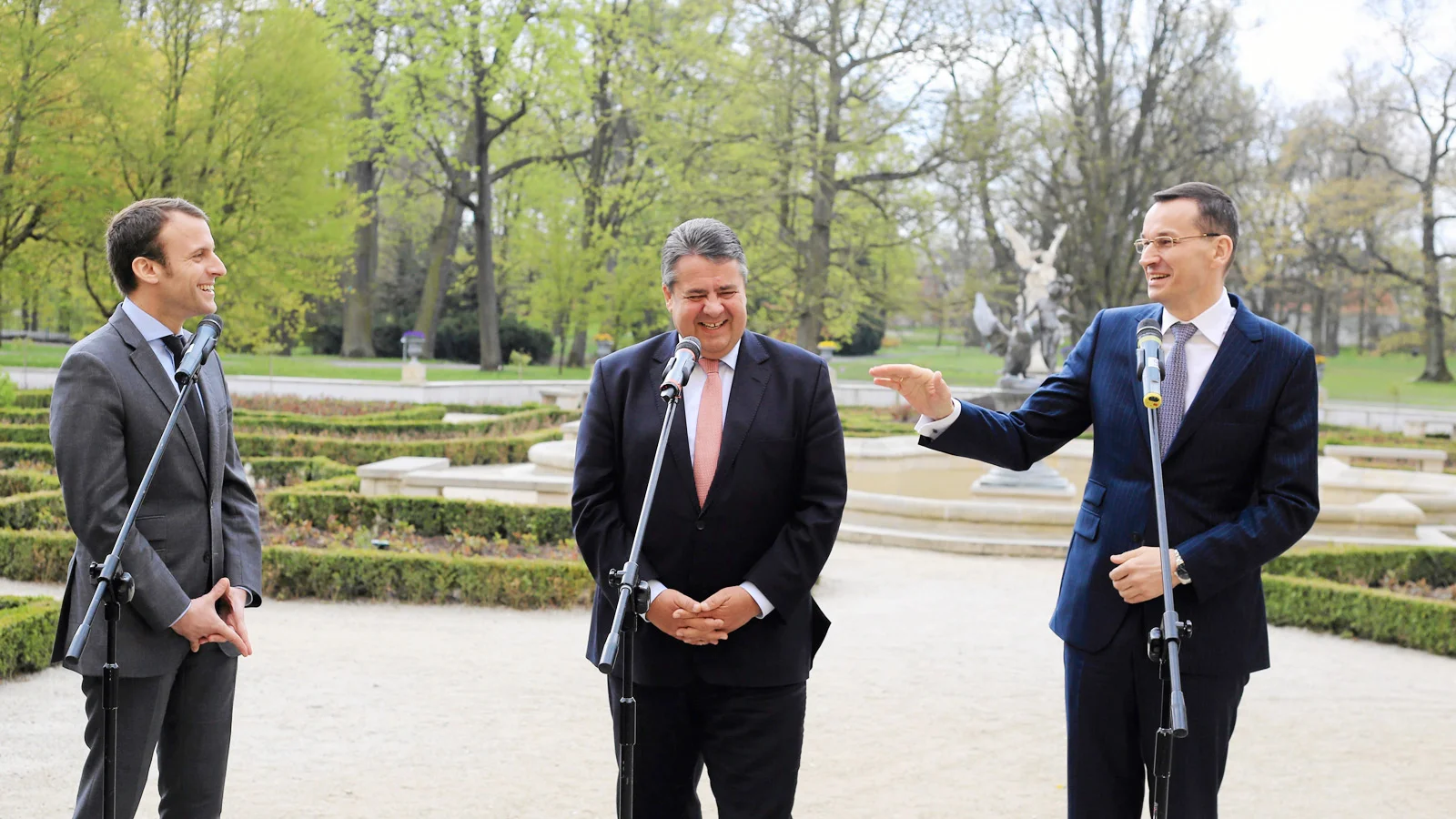 Czy premier Morawiecki poprawi trudną pozycję Polski na arenie międzynarodowej?