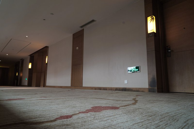 "Piekielny gość hotelowy" - to byłby hit. Publikujemy raporty z nocnej zmiany w "dobrych" hotelach