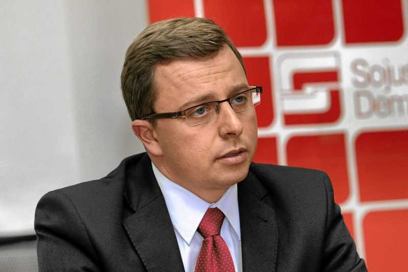 Dariusz Joński z SLD i kilku jego kolegów pojedzie na szkolenie dla liderów do USA.