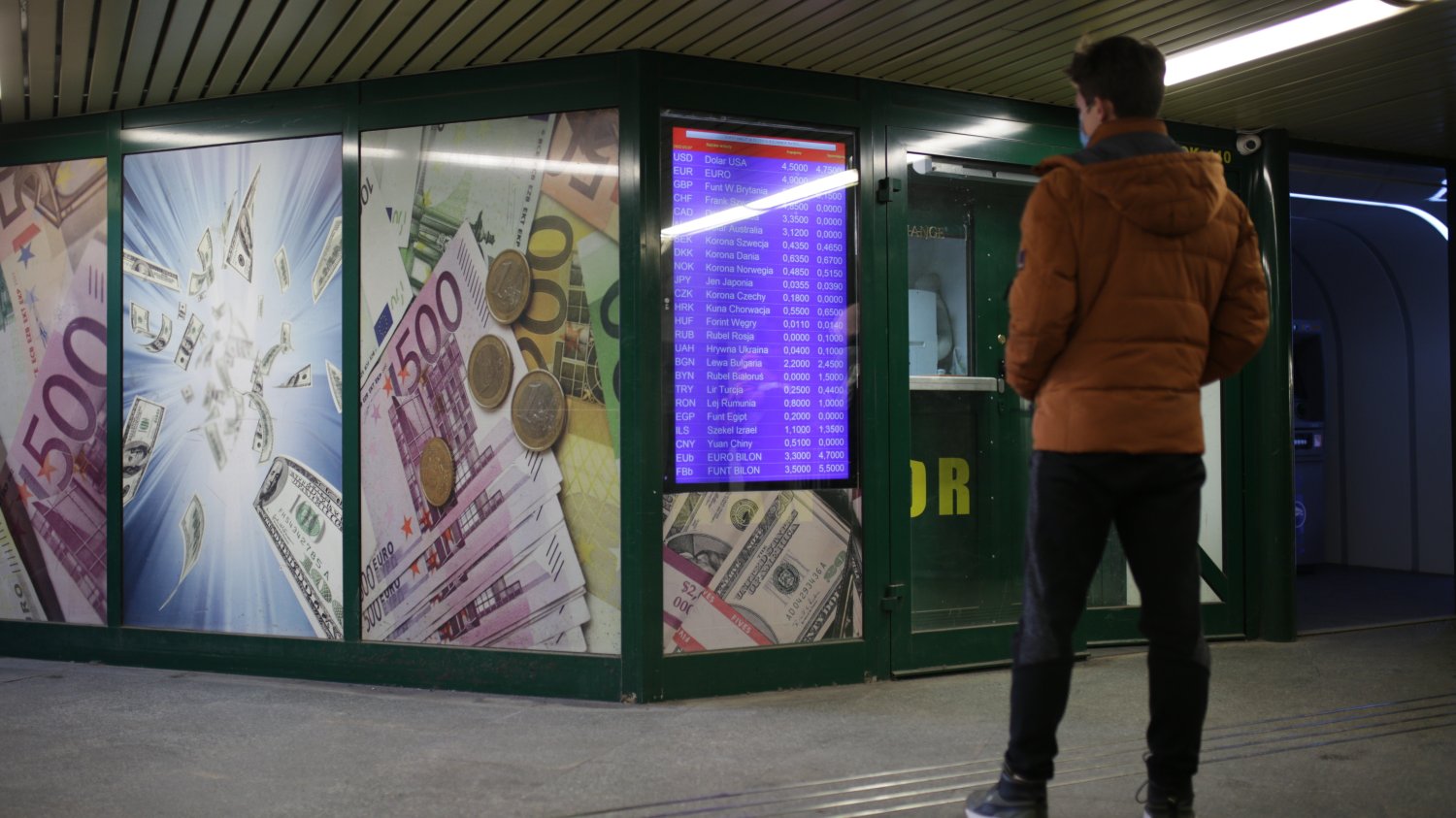 Jak wygląda kurs dolara? Tak zmieniła się sytuacja po ataku na Iran. Kurs dolara po ataku na Iran.