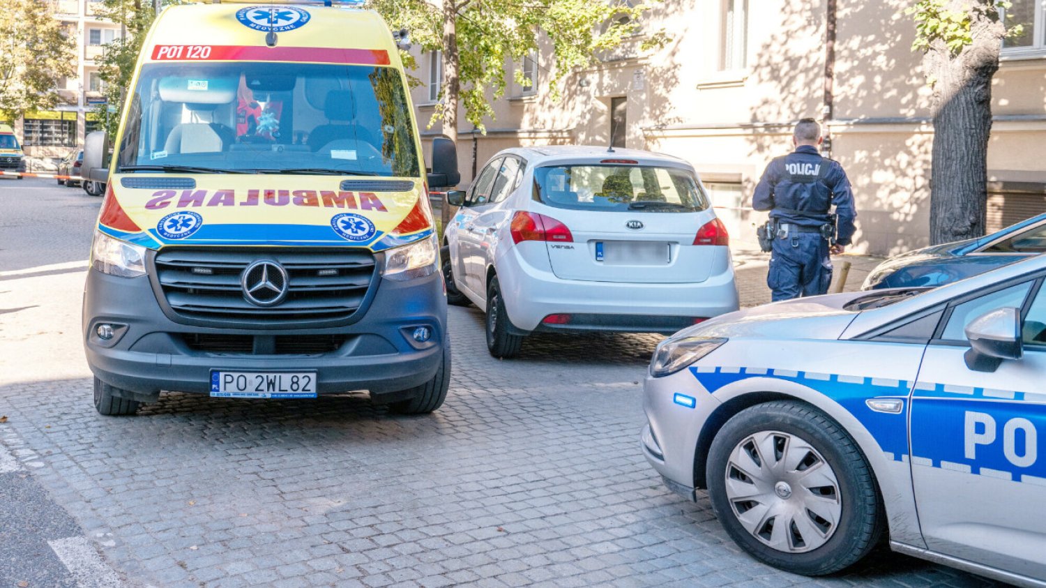 Świadkowie ataku nożownika na przedszkolaków: Zaczepiał innego mężczyznę