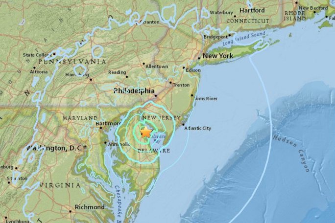 Trzęsienie ziemi, początkowo o sile 5.1 miało miejsce na wschodnim wybrzeżu USA. Epicentrum było w stanie Delaware, w pobliżu miasta Dover.