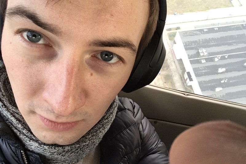 Testowaliśmy słuchawki Sony WH-1000XM3 na pokładzie Cessny 206.