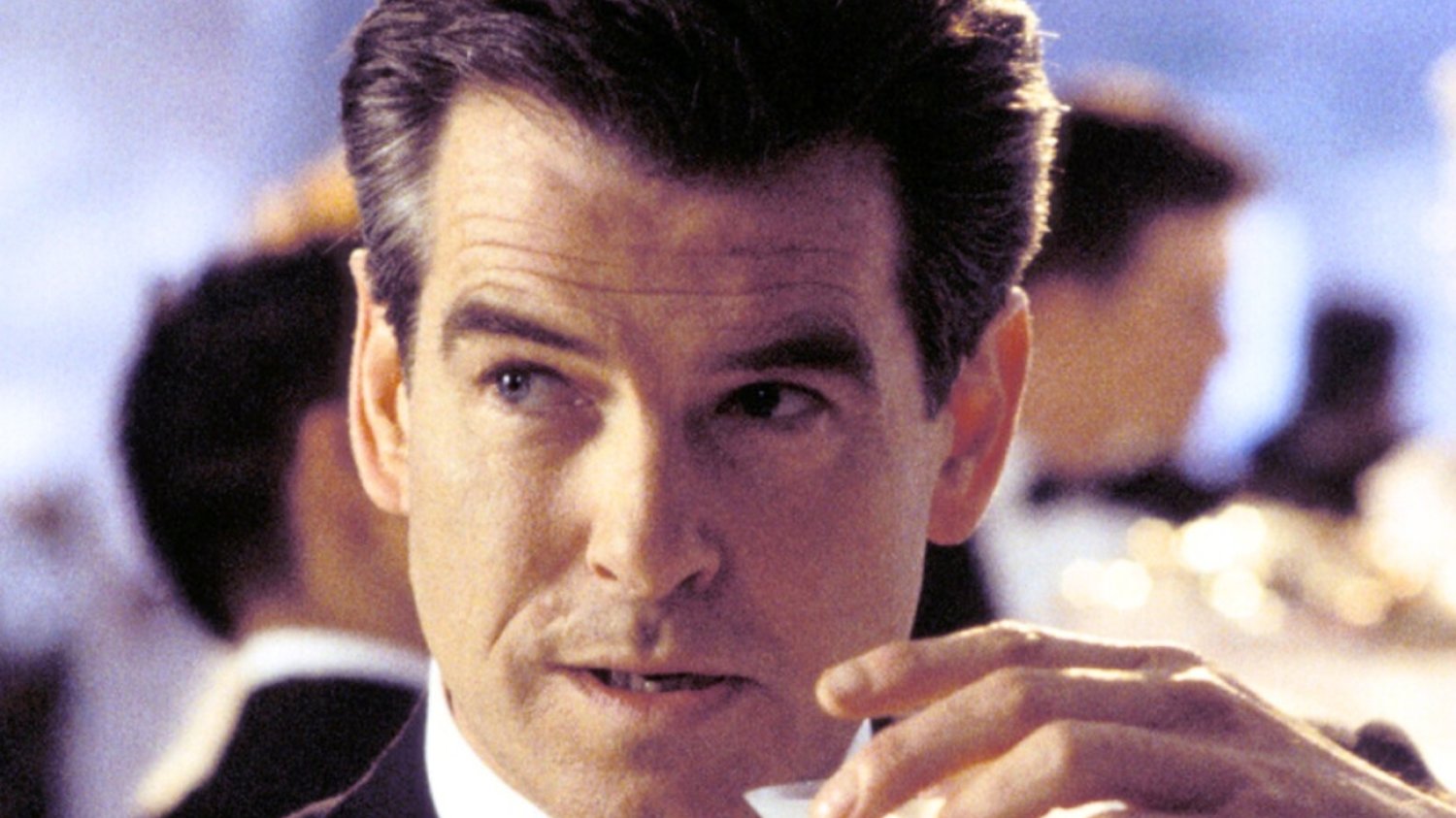 Nie tylko George Clooney. Ten Bond też starzeje się jak wino, zobaczcie sami. Jak wygląda dziś Pierce Brosnan? James Bond starzeje się jak wino (FOTO)