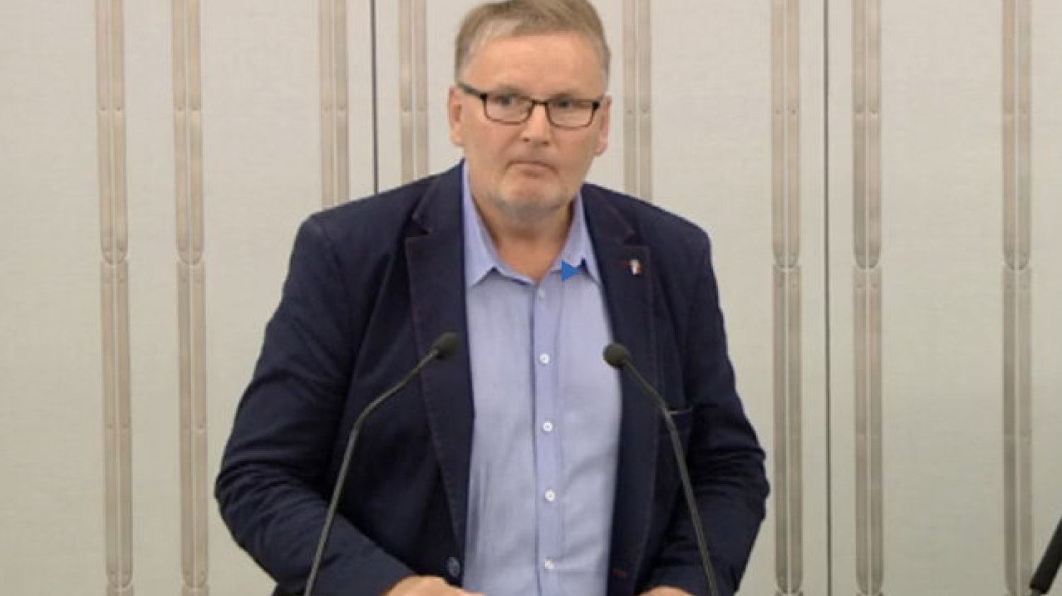 Senator Waldemar Bonkowski (PiS) nazwał sądy "ostatnim bastionem bolszewizmu". Internauci oburzeni epitetami przypomnieli, że polityk kilka lat temu został skazany prawomocnym wyrokiem.