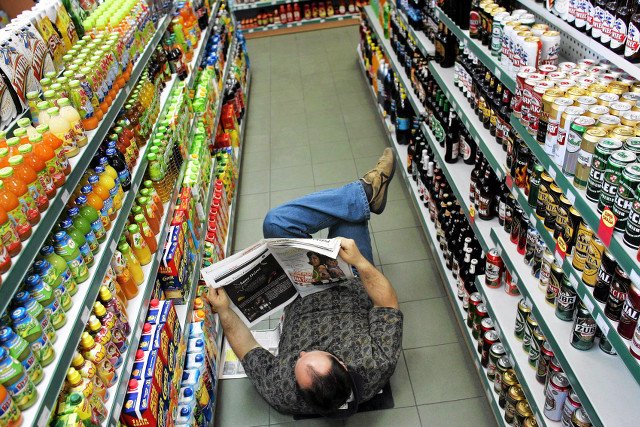 Wpływów do budżetu rząd szuka podnosząc opłaty za wodę do produkcji napojów.