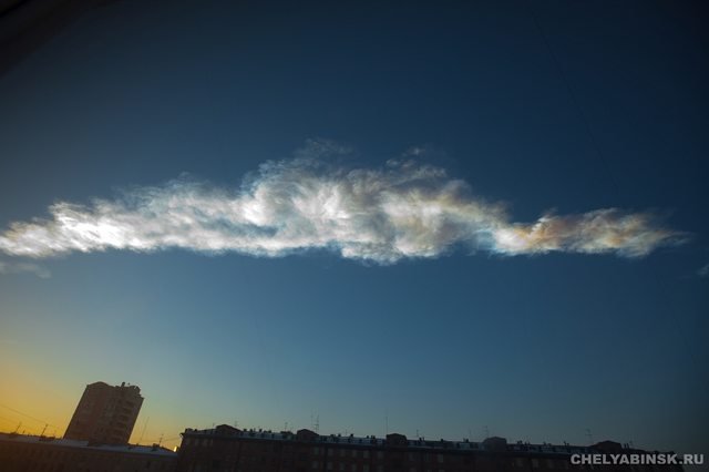 Czelabińsk. Smuga pozostawiona przez meteoryt