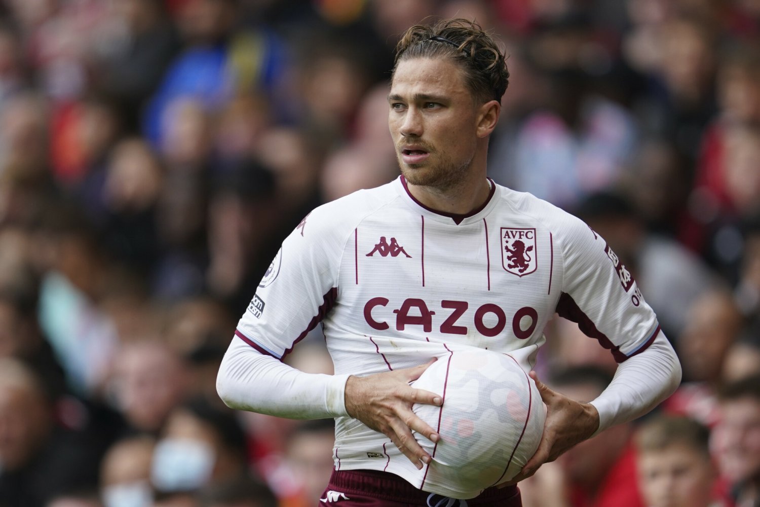 Matty Cash stara się o polski paszport i już wkrótce może zagrać w naszej kadrze