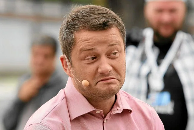 Posłanka Beata Mazurek nie życzy najlepiej Jarosławowi Kuźniarowi