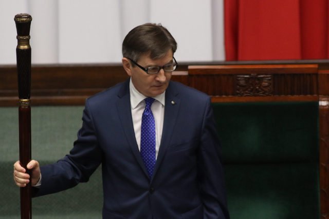 PO złożyło dziś zawiadomienie o podejrzeniu popełnieniu przestępstwa przez Marszałka Sejmu, Marka Kuchcińskiego.