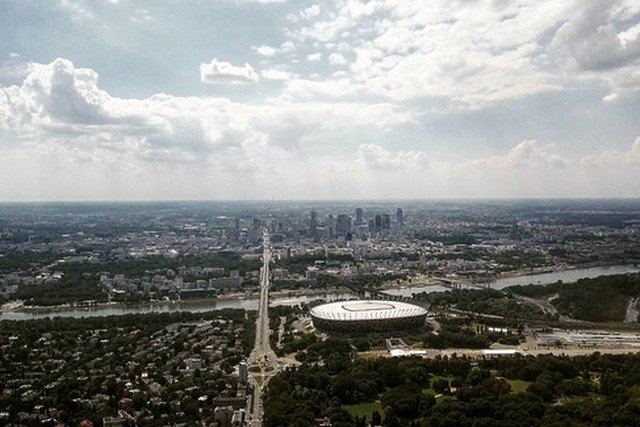 Centrum Warszawy z lotu ptaka.